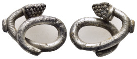ANCIENT ROMAN SILVER EARRING.(3rd-4th century).Ar.

Condition : Good very fine.

Weight : 4.50 gr
Diameter : 17 mm