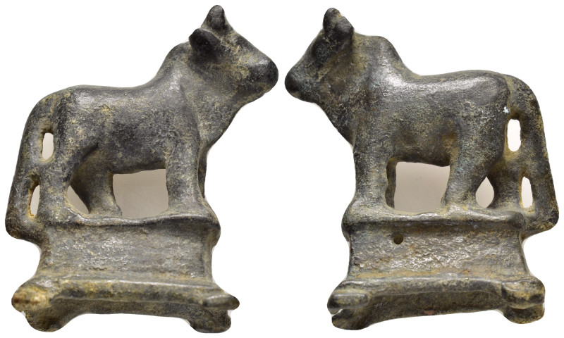 ANCIENT ROMAN BRONZE BULL FIGURINE.(1st - 2nd Century).Ae.

Condition : Good ver...