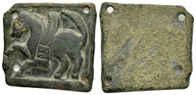 ROMAN BRONZE MILITARY BUCKLE.(1st-2nd century).Ae.

Condition : Good very fine.

Weight : 9.48 gr
Diameter : 36 mm