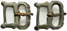 BYZANTINE BRONZE BUCKLE.(5th-9th Century).Ae.

Condition : Good very fine.

Weight : 33.46 gr
Diameter : 41 mm