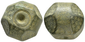 ANCIENT ISLAMIC BRONZE COMMERCİAL WEIGHTS (15th-19th).Ae.

Condition : Good very fine.

Weight : 147.13 gr
Diameter : 32 mm