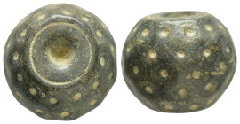 ANCIENT ISLAMIC BRONZE COMMERCİAL WEIGHTS (15th-19th).Ae.

Condition : Good very fine.

Weight : 58.02 gr
Diameter : 24 mm