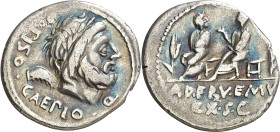 (hacia 100 a.C.). Gens Calpurnia. Denario. (Bab. 5) (S. 5a) (Craw. 330/1b). Incisiones en canto. 3,65 g. (MBC).
