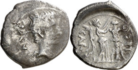 (25-23 a.C.). Octavio Augusto. Emerita (Mérida). Quinario. (Spink 1642) (S. 386) (RIC. 1a). 1,53 g. BC+/MBC.