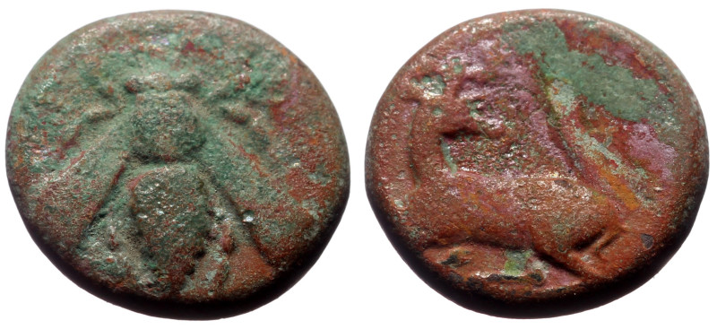 Bronze Æ
Ionia, Ephesos, c. 300-250 BC, unknown magistrate, Ε - Φ. Bee / Forepa...