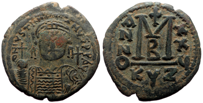 Follis Æ
Byzantine
35 mm, 17,83 g