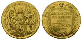 Schweiz / Switzerland Bern Doppeldukat 1727.Av. Gekröntes Berner Wappen zwischen zwei aufrechten Löwen, die einen Hut empor halten.Rv. Inschrift, Wert...