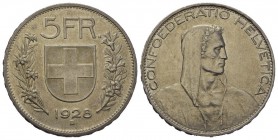 Schweiz / Switzerland / Suisse / Swizzera 5 Franken 1928 B, Bern. Brustbild eines Alphirten mit Kapuze nach rechts unten links Künstler­name P. BVRKHA...