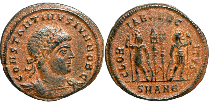 Constantinus I. (306-337 AD). Æ Follis. Obv: CONSTANTINVS MAX AVG. laureate bust...