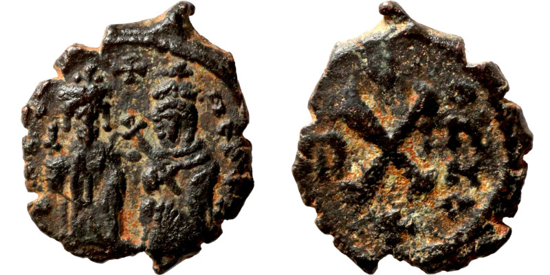 Byzantine coin bronze

17mm 2,00g