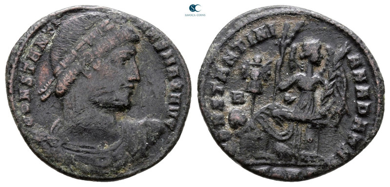 Constantine I the Great AD 306-337. Constantinople
Follis Æ

19 mm, 2,43 g
...