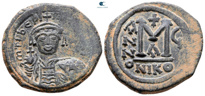 Tiberius II Constantine AD 578-582. Nikomedia
Follis or 40 Nummi Æ

31 mm, 13...