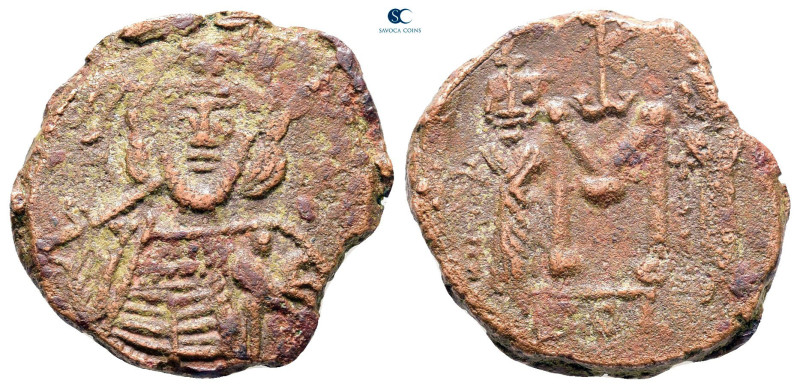 Constantine IV Pogonatus, with Heraclius and Tiberius AD 668-685. Syracuse
Foll...