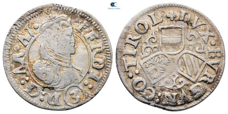 Austria. Hall. Ferdinand II AD 1564-1595. 
3 Kreuzer AR

22 mm, 2,27 g


...