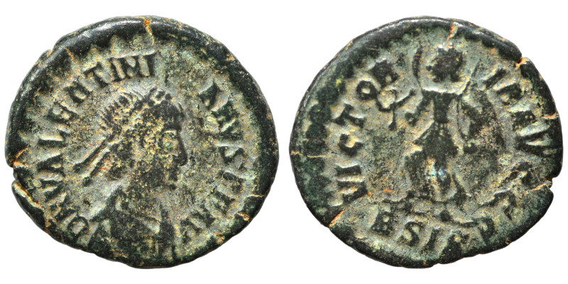 Valentinian II, 375-392. Nummus (bronze, 1.39 mm, 13 mm), Siscia. D N VALENTINI-...