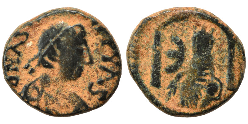 Justin I, 518-527. Pentanummium (bronze, 1.81 g, 14 mm), Theoupolis (Antioch). D...