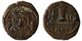 Maurice Tiberius. (582-602 AD). 10 nummi. Theoupolis. Obv: bust of Maurice Tiberius facing. Rev: large I. 16mm, 2,64g