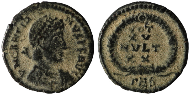 Gratian. (367-383 AD). Æ Follis. Thessalonica. artificial sandpatina. 16mm, 1,45...