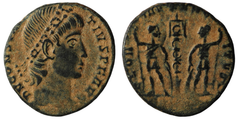 Constantinus II. (337-361 AD). Æ Follis. Uncertain mint. 15mm, 1,40g