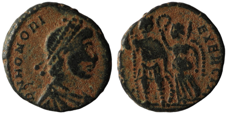 Honorius. (393-423 AD). Æ Follis. Uncertain mint. 16mm, 2,23g