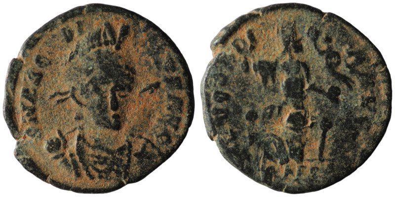 Arcadius. (383-408 AD). Æ Follis. Constantinople. 17mm, 1,88g