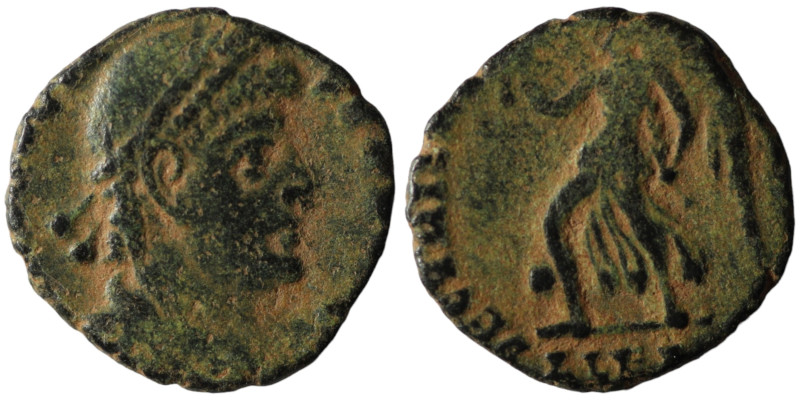 Valens. (364-378 AD). Æ Follis. Alexandria. 15mm, 1,53g