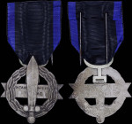 GREECE: War Cross 1916-1917. 3nd class: Plain ribbon. With full original ribbon. Manufacturer: Huguenin. (Stratoudakis 111.32). Extremely Fine.