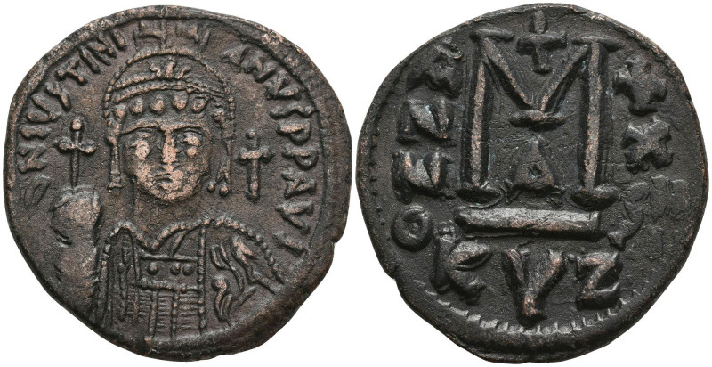 Justinian I (527-565 AD). Kyzikos
AE Follis (34.9mm 17.85g)
Obv: DN IVSTINIANV...