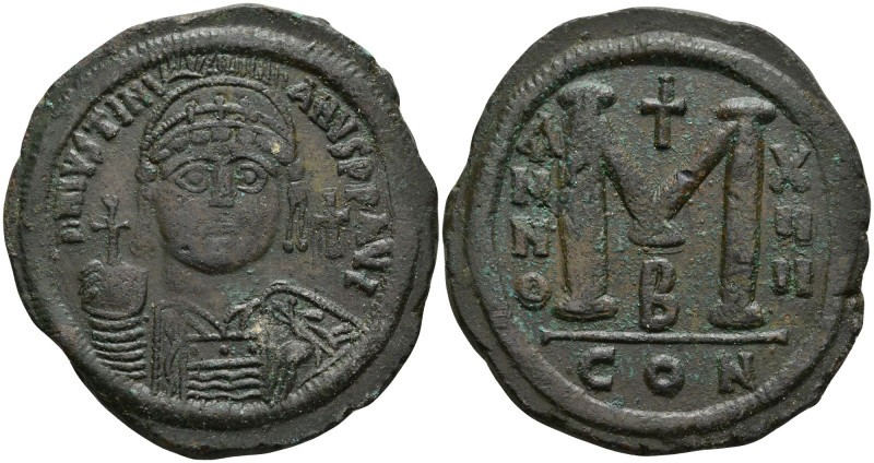 Justinian I (527-565 AD). Constantinople. Dated RY 14 (540/1).
AE Follis (38.7m...