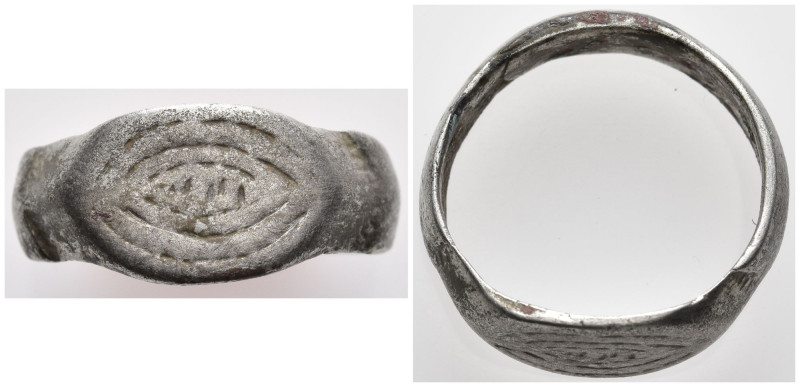 Ancient silver ring
(3.71g 20.1mm diameter)