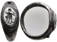 Ancient ring
(6.32g 22.7mm diameter)