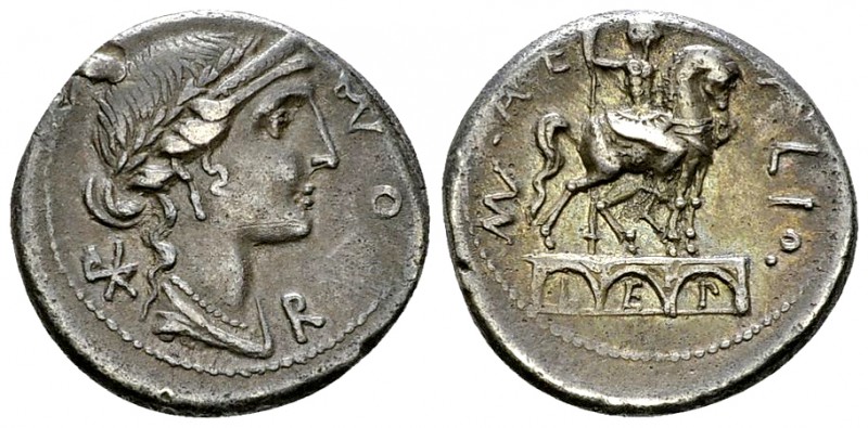 Man. Aemilius Lepidus AR Denarius, 114/113 BC 

Man. Aemilius Lepidus. AR Dena...