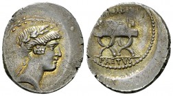 C. Considius Paetus AR Denarius, c. 46 BC 

C. Considius Paetus. AR Denarius (19-21 mm, 3.94 g), Rome, c. 46. 
Obv. Laureate head of Apollo to righ...