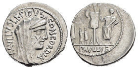 REPUBBLICA ROMANA. L. Emilio Paolo. Roma. Denario. 62 a.C. circa AR (3,91 g). D/ PAVLLVS LEPIDVS CONCORDIA testa della Concordia a destra. R/ PAVLLVS ...