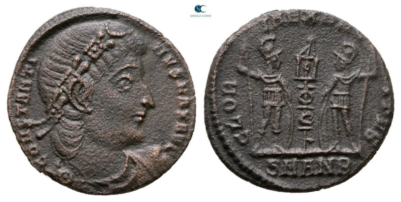 Constantine I the Great AD 306-337. Antioch
Follis Æ

15 mm, 1,65 g



Ve...