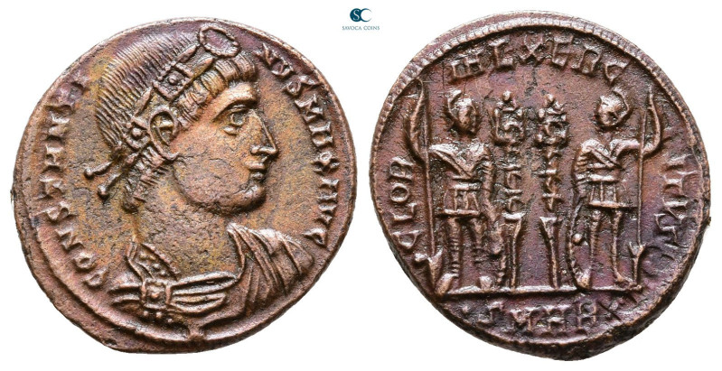 Constantine I the Great AD 306-337. Heraclea
Follis Æ

18 mm, 2,40 g



V...