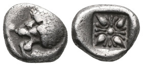 Miletus
Obol circa 500-494, AR . Forepart of lion r., head looking backwards, with open jaws and tongue protrudring. Rev. Floral pattern in incuse squ...