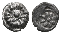 Greek Obols
IONIA.Erythrae.Circa 480-450 BC.AR obol. Rosette or star with 24 petals or rays / Flower with eight petals within incuse square.Very Fine