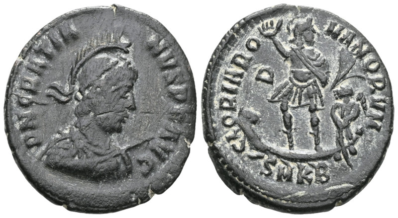 Roman Imperial Gratian. (392-395 AD). Follis. Constantinople. Obv: D N GRATIANVS...