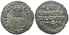 Byzantine Leo VI the Wise (886-912), AE follis (Bronze), Constantinople. Obv: + LEON bAS - [IL]EVS ROM, crowned facing bust, holding akakia.Rev: + LEO...