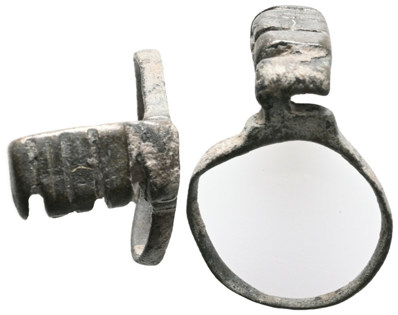 ANCIENT ROMAN BRONZE RING KEY .(1st-2nd century).Ae.
 Weight:5,3 gr Diameter:29...