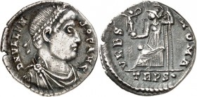 RÖMISCHES KAISERREICH. 
VALENS 364-378. Siliqua (367/375) 1.81g, Trier. Paludamentbüste m. Perlendiadem n.r. D N VALEN-[S.] OP AVG / VRBS - ROMA Roma...