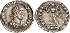 RÖMISCHES KAISERREICH. 
VALENTINIANUS II. 375-392. Siliqua (378/383) 2,31g, Trier. Paludamentbüste m. Perlendiadem n.r. D N VALENTINIANVS IVN P F AVG...