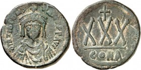 BYZANZ. 
TIBERIUS II. CONSTANTINUS 578-582. AE-Follis 31mm 30 Nummi 13,46g, Konstantinopel, 1. Off. Konsularbüste m. Kreuzkrone v.v. Dm TIb CON-STANT...