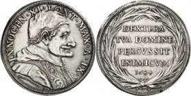 ITALIEN. 
KIRCHENSTAAT / VATIKAN. 
Innozenz XI. 1676-1689. Piastra An.IX (1684/85). Brb. in Mozzetta mit Stola und Camauro n.r. / DEXTERA TVA DOMINE...