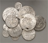 EUROPA. 
TÜRKEI. Osmanische Silberprägungen 2 Kurush bis Aqce, meist 19. Jh., (Ag gesamt 234g). (34 Stücke) alle gelocht. 

meist ss