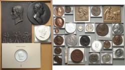 PERSONEN. 
MEDIZINER, darunter Sammlung Dr. Bösing. 
SCHILLER, Friedrich von *1759 Marbach +1805 Weimar. LOT von 29 Stück vorwiegend 20. Jh. davon 4...