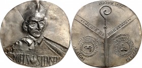 PERSONEN. 
MEDIZINER, darunter Sammlung Dr. Bösing. 
STENSEN, Niels *1638 Kopenhagen +1686 Schwerin. Medaille 2001 (v. P.-G. Güttler) Brb. mit Biret...