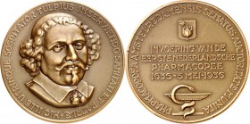 PERSONEN. 
MEDIZINER, darunter Sammlung Dr. Bösing. 
TULP, Nicolaas *1593 Amsterdam + 1674 Den Haag. Medaille 1936 (v. M.P.J. Fleur) auf 300 Jahre "...