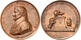 PERSONEN. 
MEDIZINER, darunter Sammlung Dr. Bösing. 
WENDT, Johann *1777 Tost/Oberschl. +1845 Breslau. Medaille o.J. (1828) (v. Pfeuffer, b. Loos) O...
